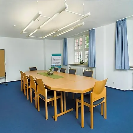 Bildungshaus Neckarelz 2*